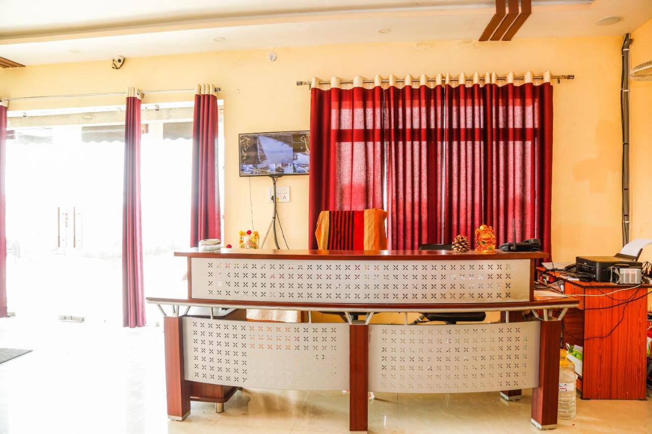 OYO 23367 Farmsgreen Resort And Restaurant Orchha Buitenkant foto