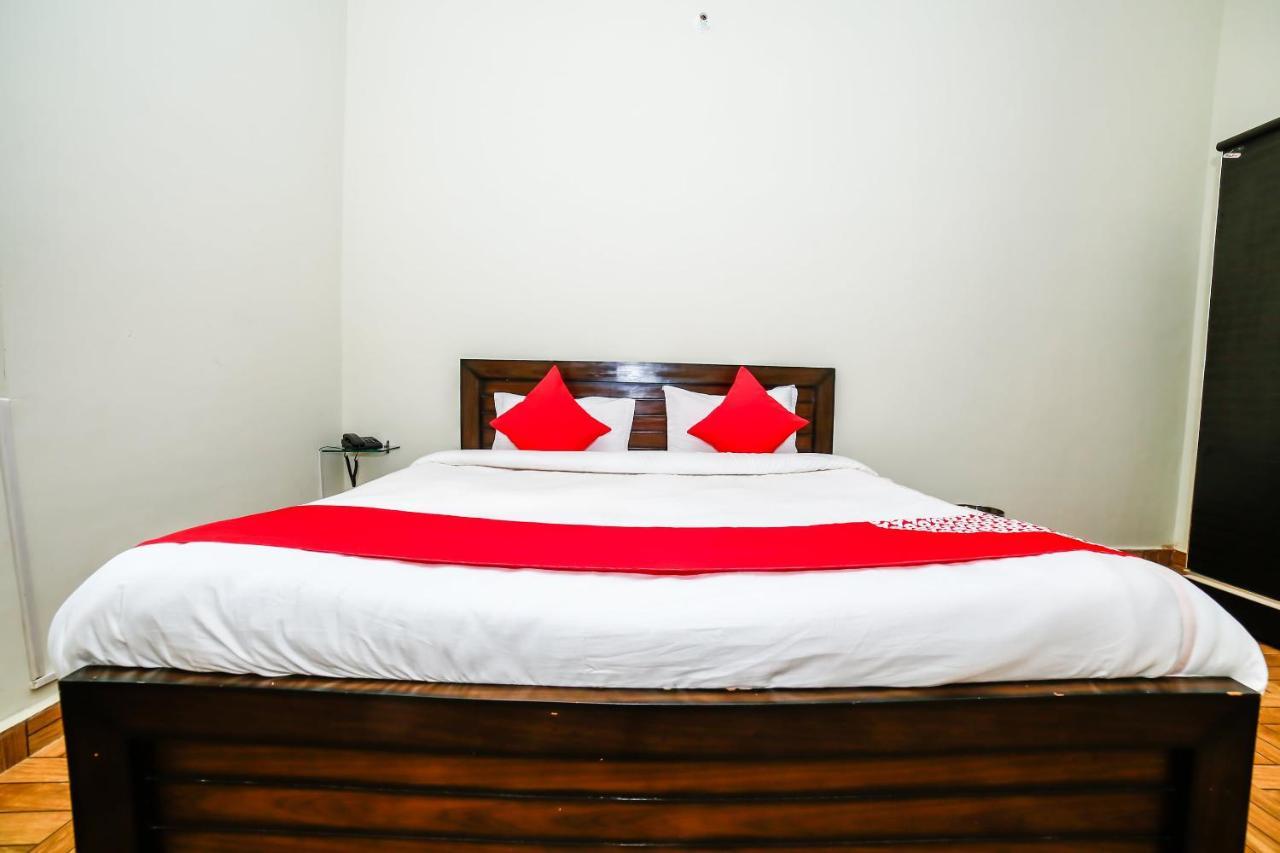 OYO 23367 Farmsgreen Resort And Restaurant Orchha Buitenkant foto